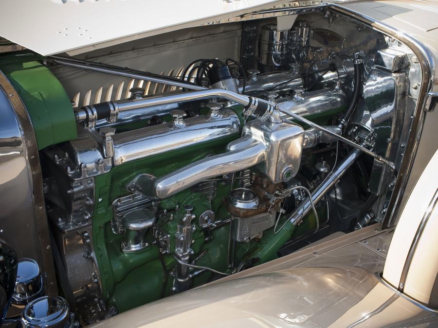  Duesenberg J232/2261 Arlington Sedan LWB by Derham 1930 года  (фото 10 из 13)